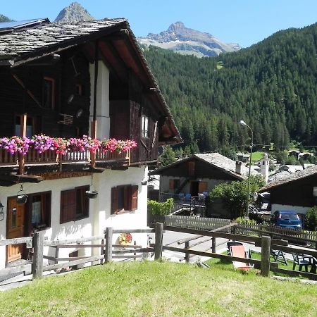 Le Vieux Rascard Chambres D'Hotes Champoluc Room photo