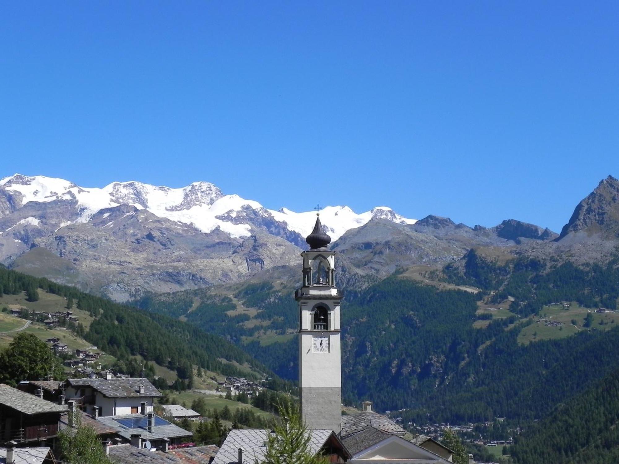 Le Vieux Rascard Chambres D'Hotes Champoluc Exterior photo